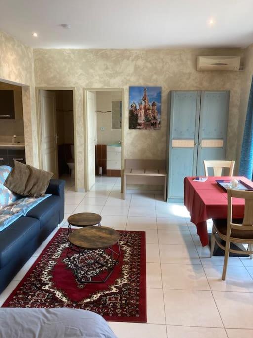 « Saint-petersbourg » A Apartment *